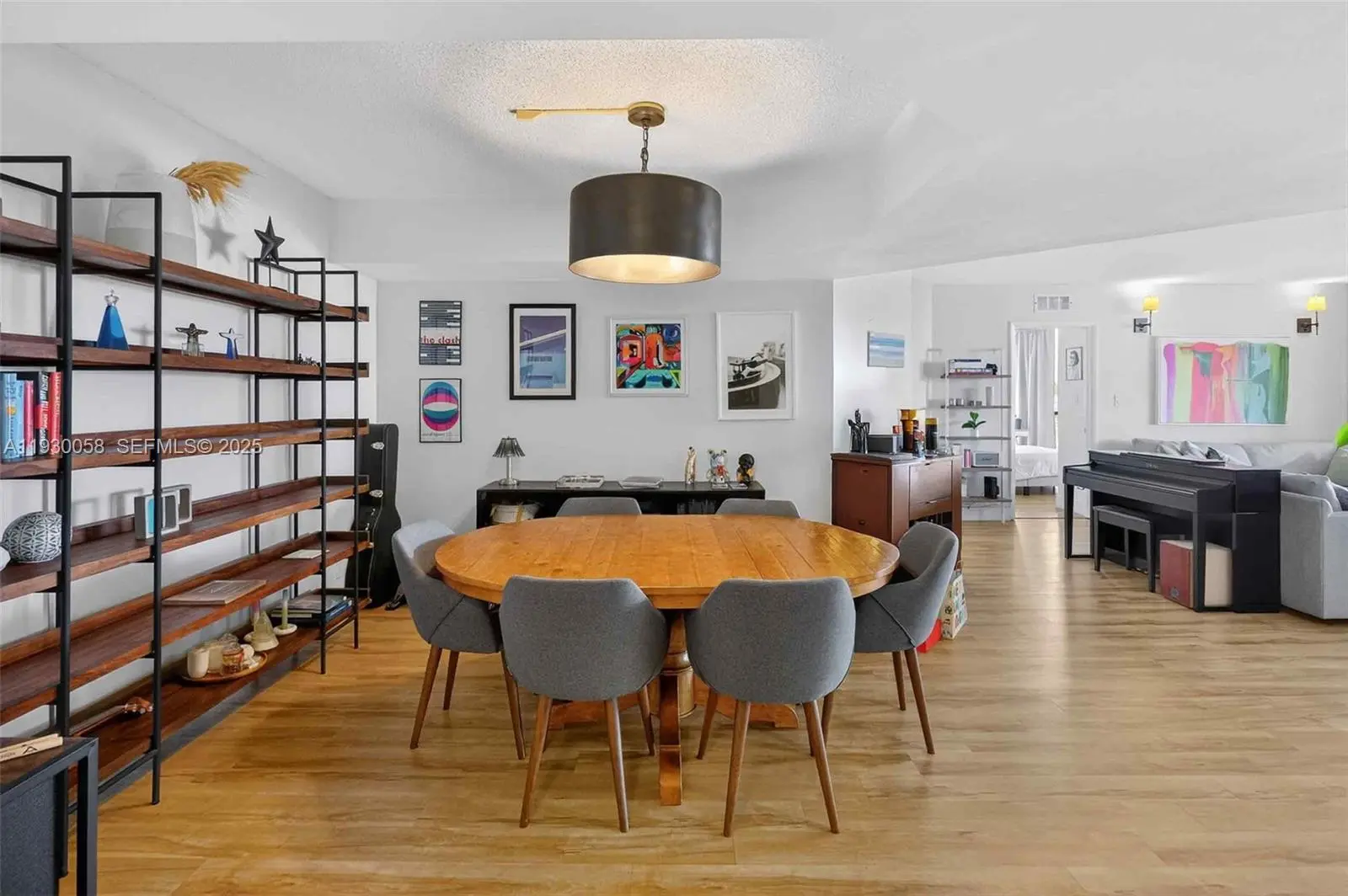 Photo of Listing #A11930058