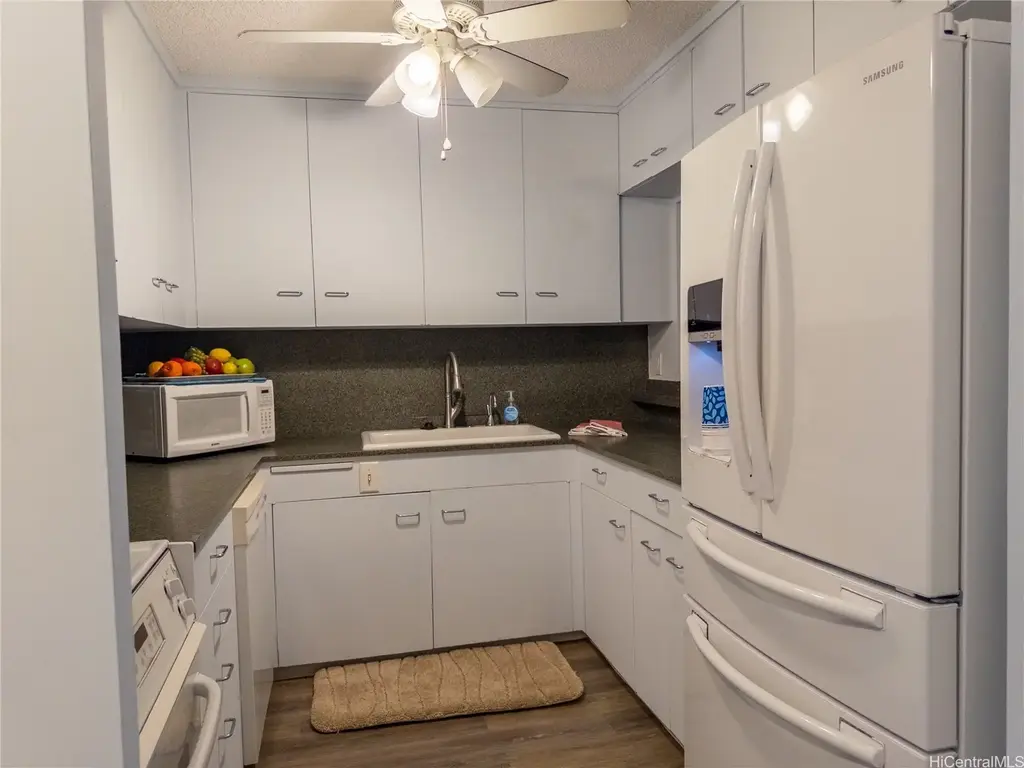 425 Ena Road # 706b, Honolulu