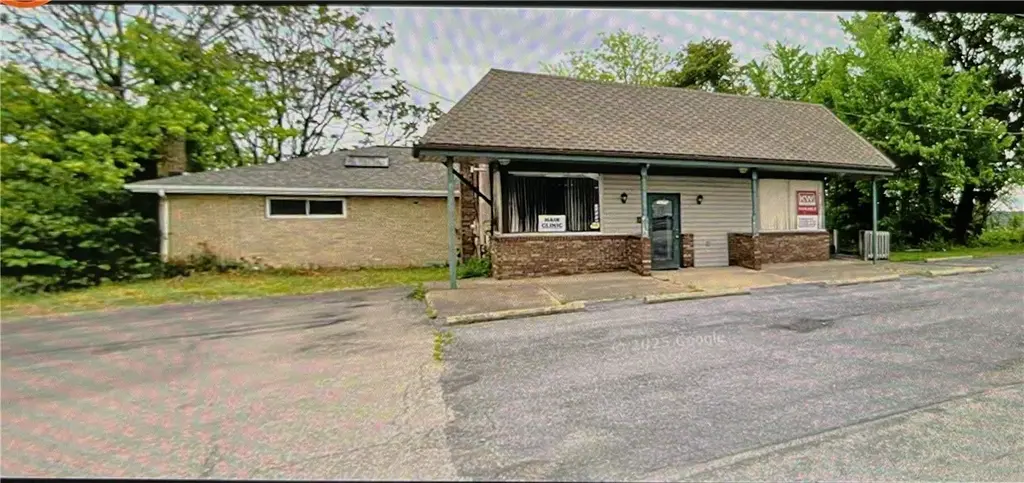 7170 Steubenville Pike, North Fayette