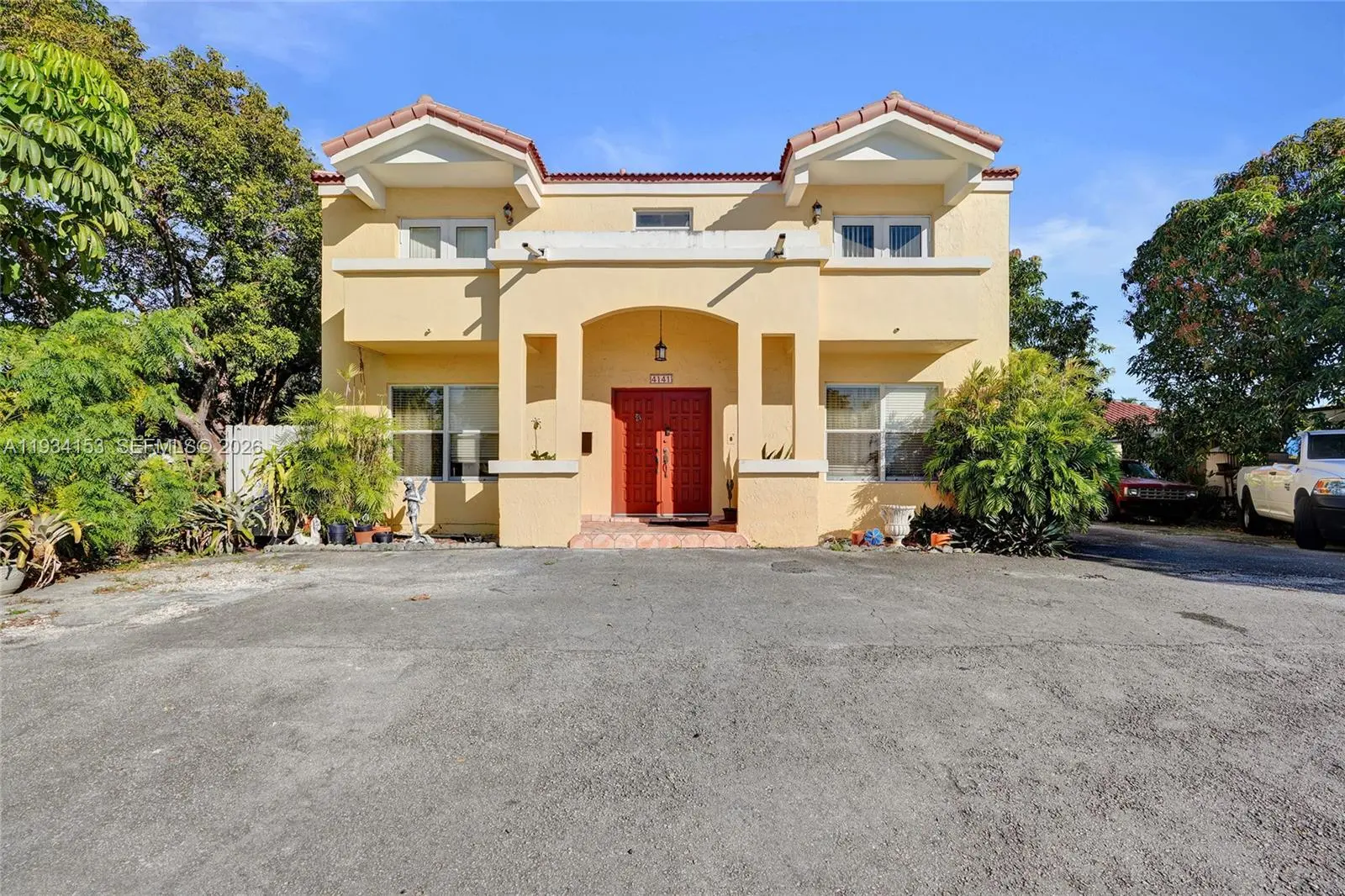 4141 W 4th Ave, Hialeah