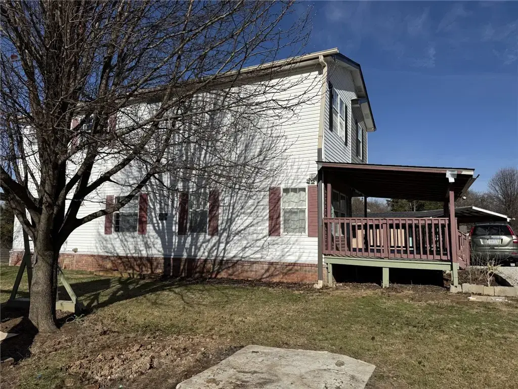 27691 Longview Lane, Seligman