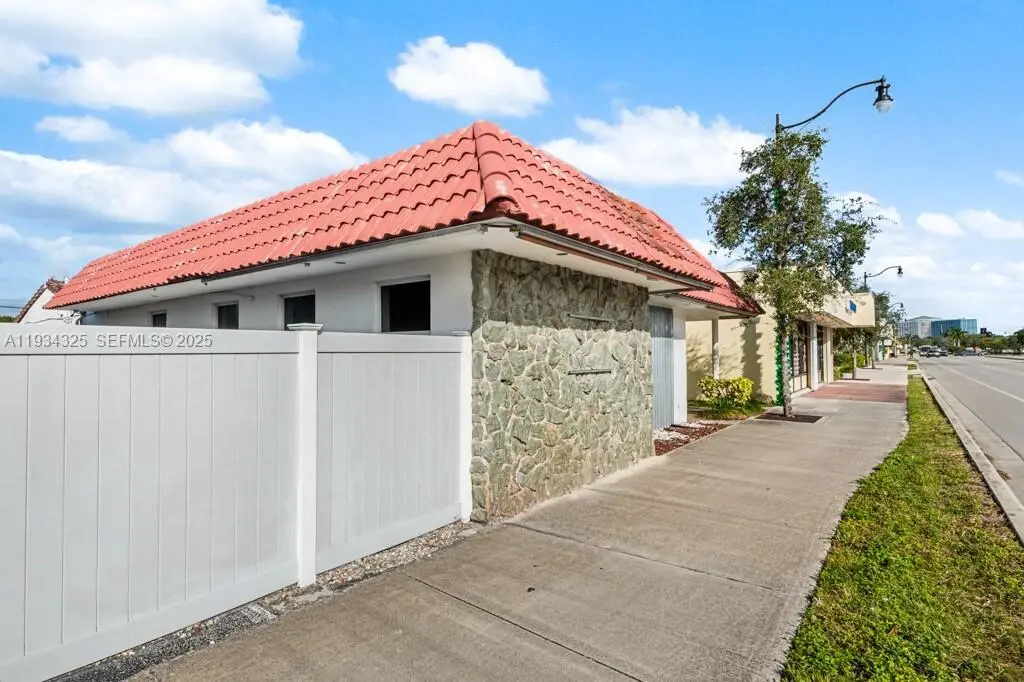 Photo of Listing #A11934325