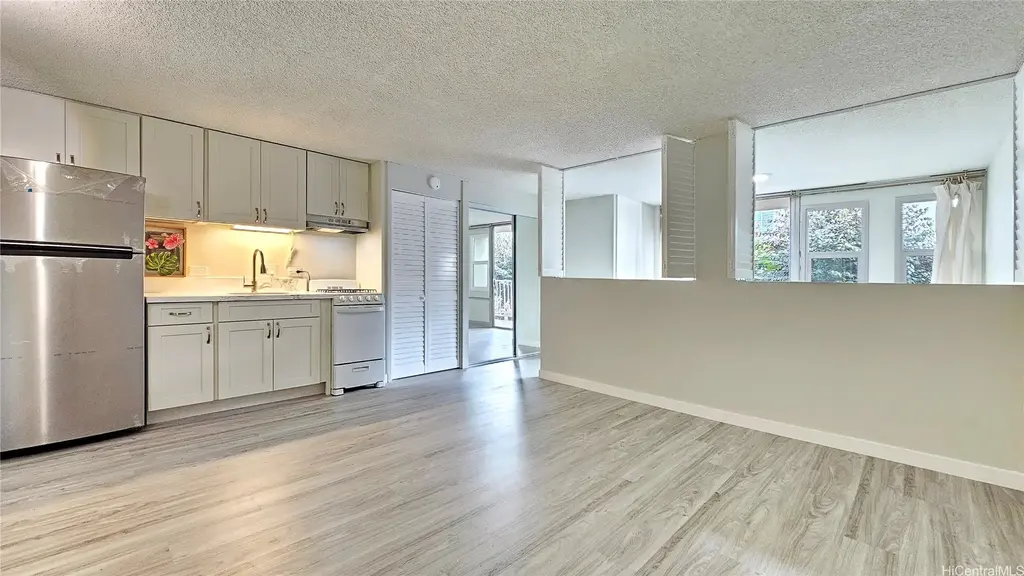 1129 Rycroft Street # 201, Honolulu