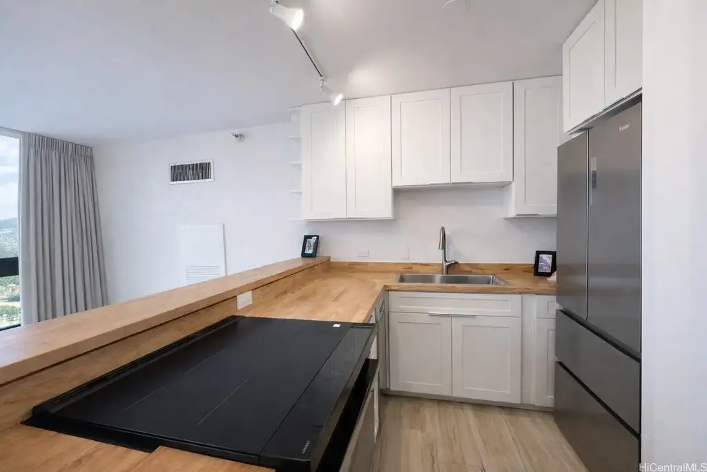300 Wai Nani Way # I-1801, Honolulu