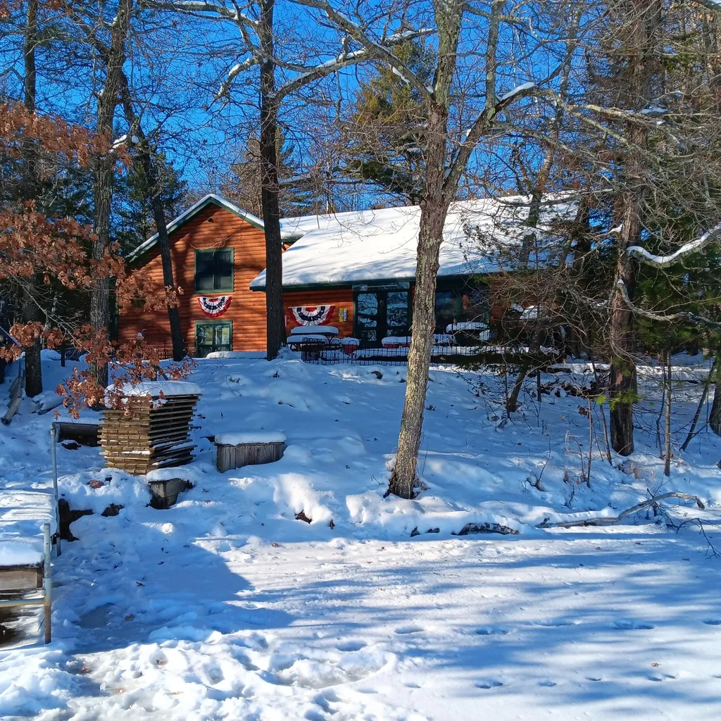 2566 Wihega Rd, Woodruff