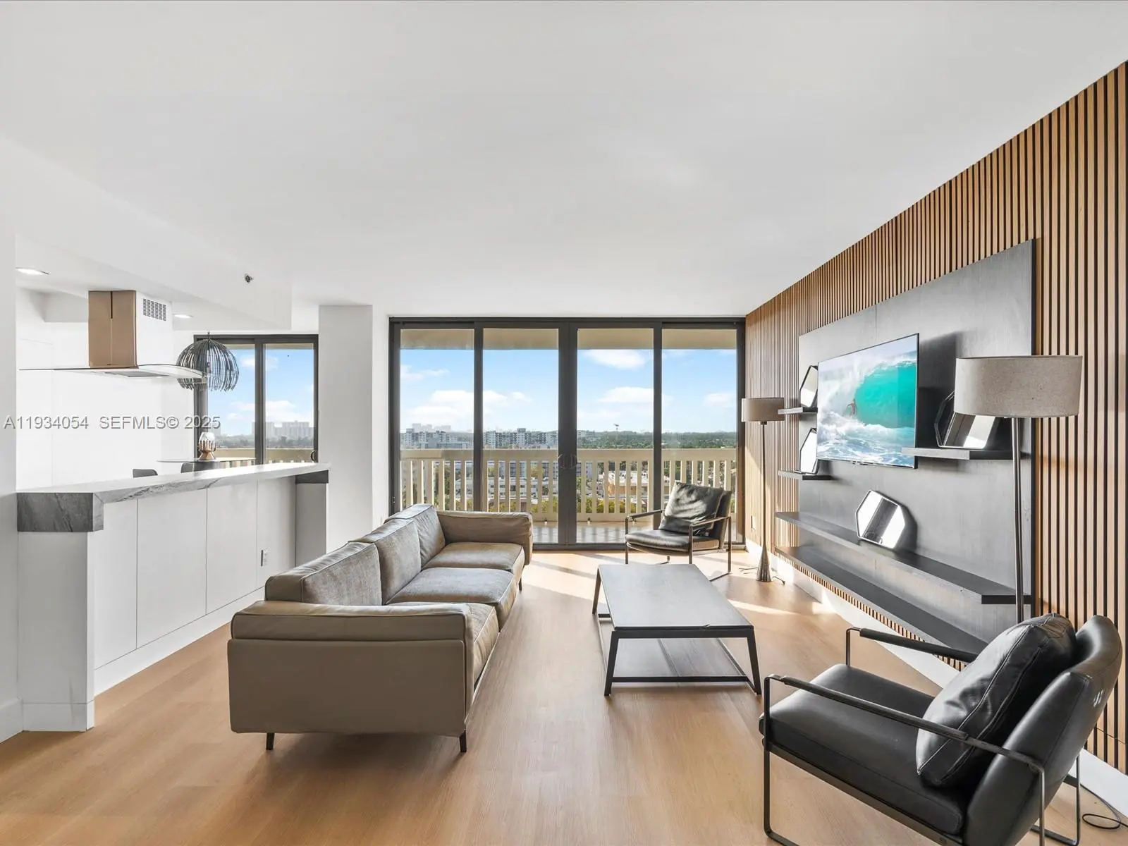 Photo of Listing #A11934054