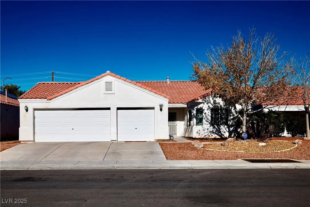 Photo of Listing #2742596