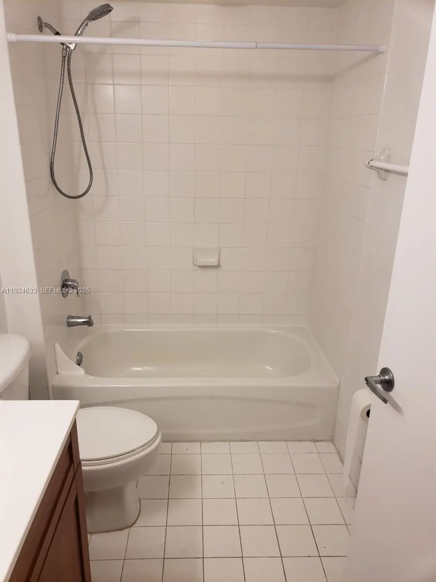 Photo of Listing #A11934633