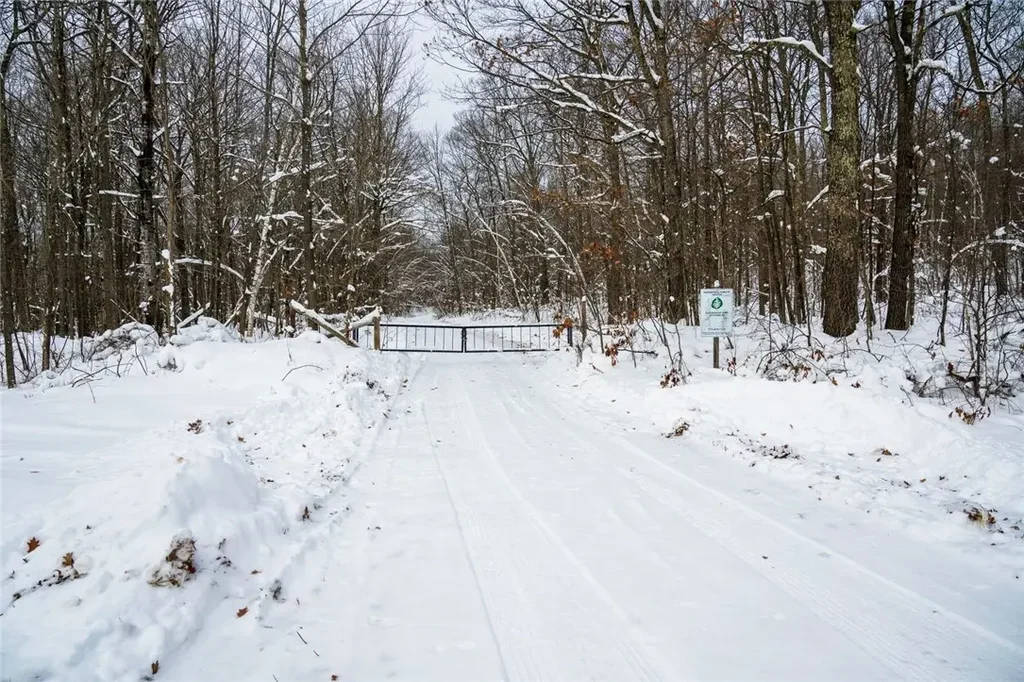 Block 2 Comet Road, Exeland