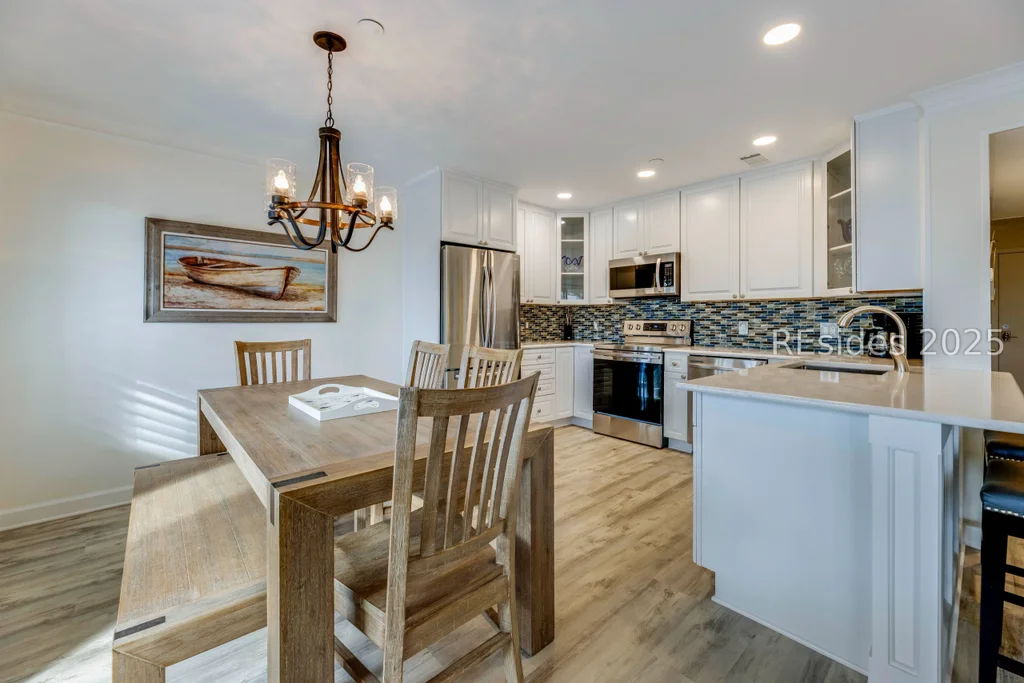 40 Folly Field Road 337, Hilton Head Island