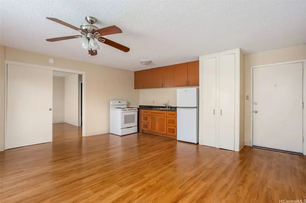 727 Pumehana Street # 303, Honolulu