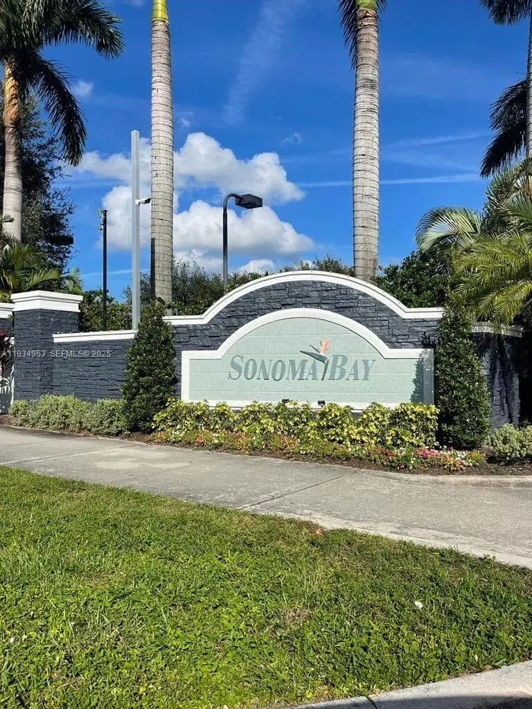 Photo of Listing #A11934953