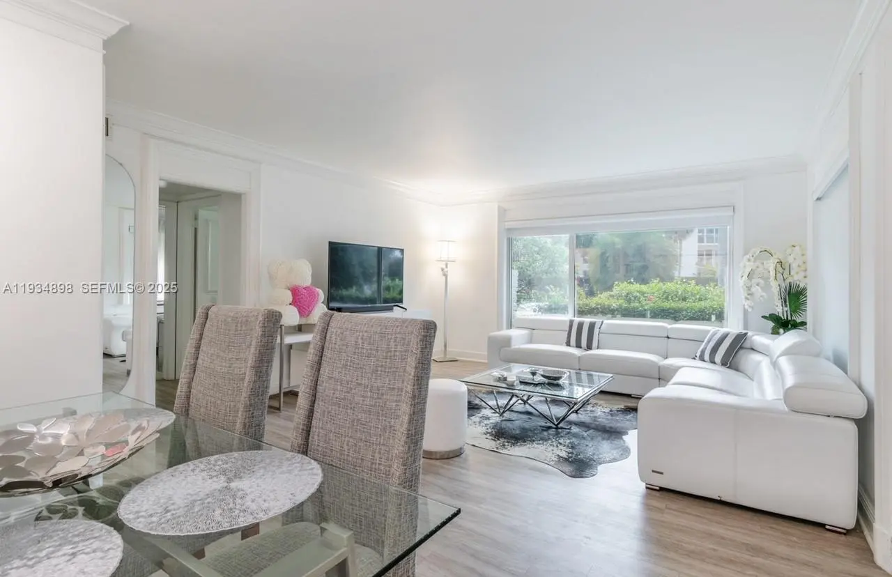 Photo of Listing #A11934898