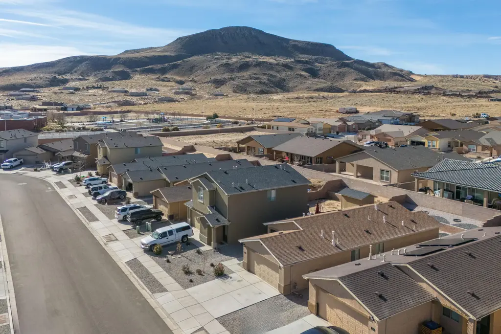 456 Chafey Drive Sw, Los Lunas