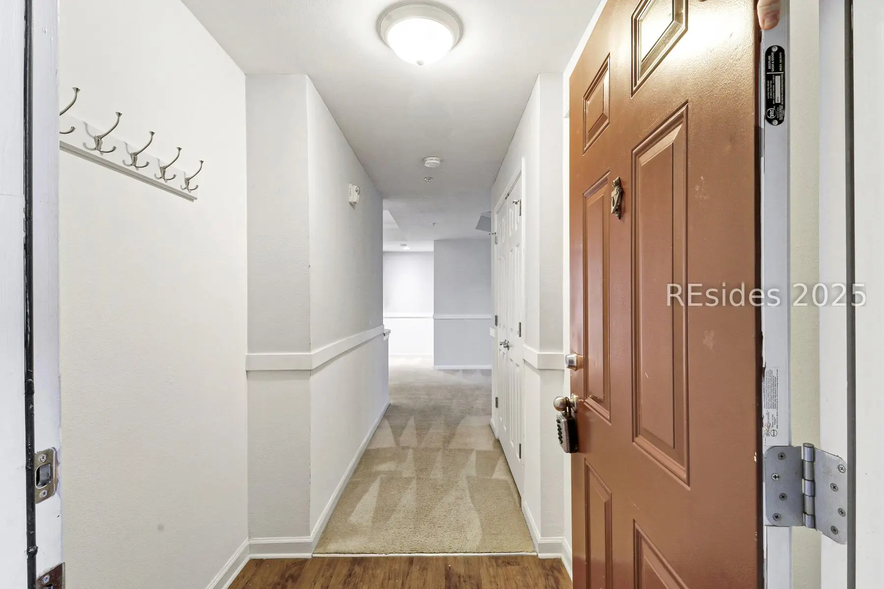 Photo of Listing #503505