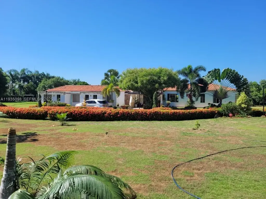 Sector Aguas Vivas Troncal De Occidente Km 13 – Hacienda Condominio, Cartagena