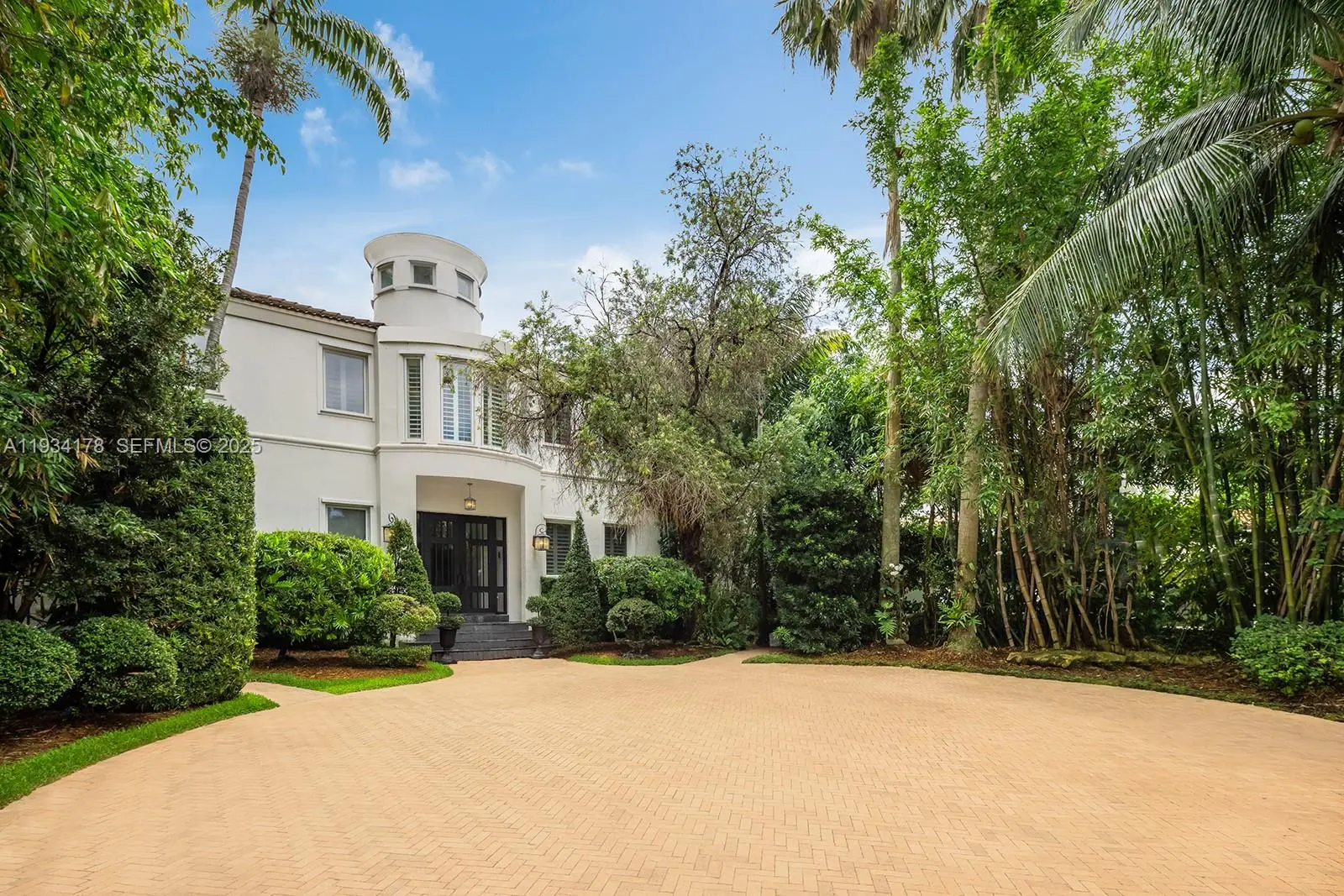 Photo of Listing #A11934178