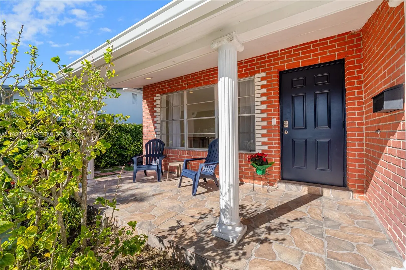 Photo of Listing #A11935529