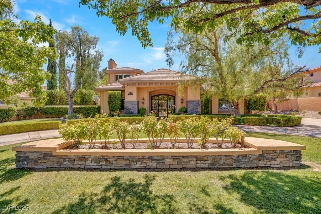 Photo of Listing #2743304