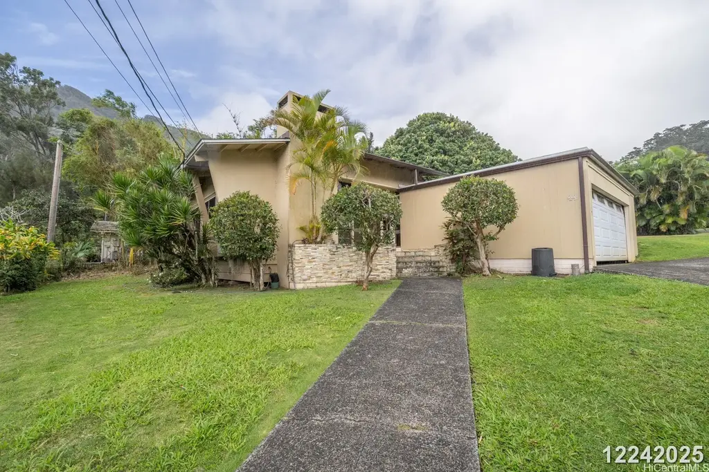 44 Mamalahoa Place, Honolulu