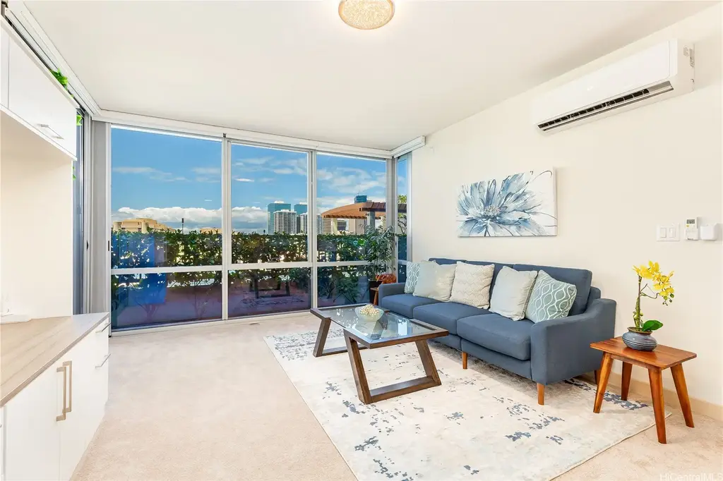 555 South Street # 807, Honolulu