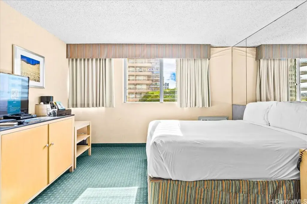 (unit #413) 444 Kanekapolei Street, Honolulu