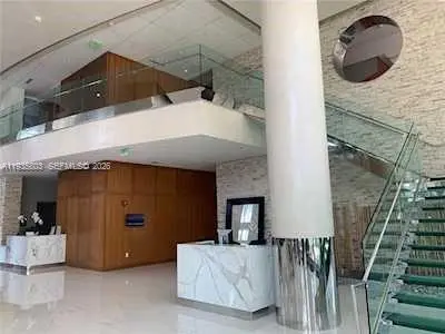 Photo of Listing #A11935803