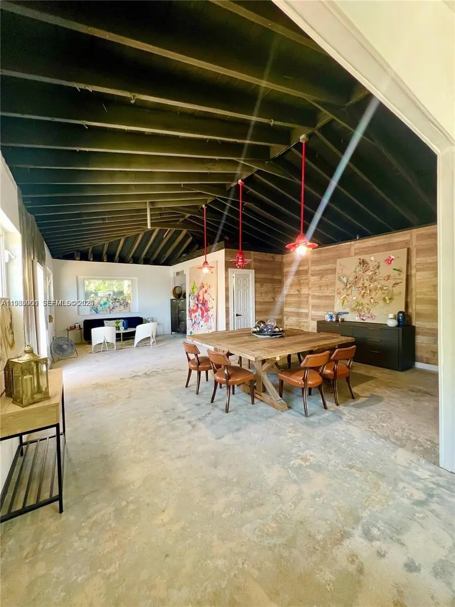 Photo of Listing #A11935901