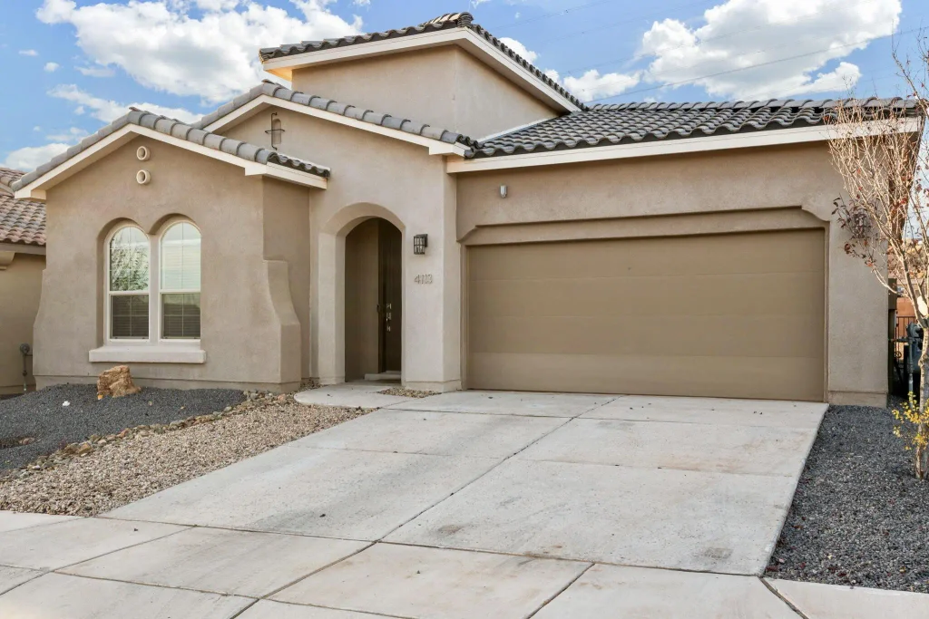 4113 Mountain Trail Loop Ne, Rio Rancho