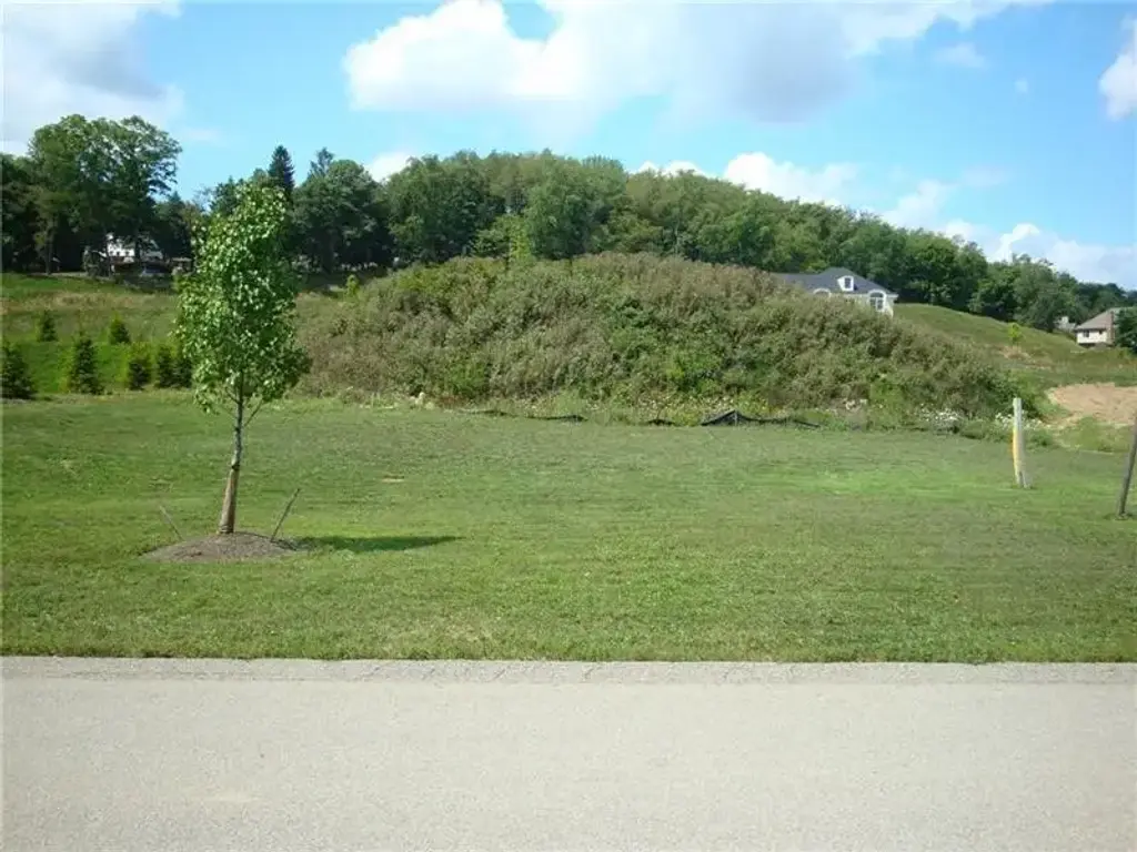 2626 Rossmoor Drive , Upper St Clair