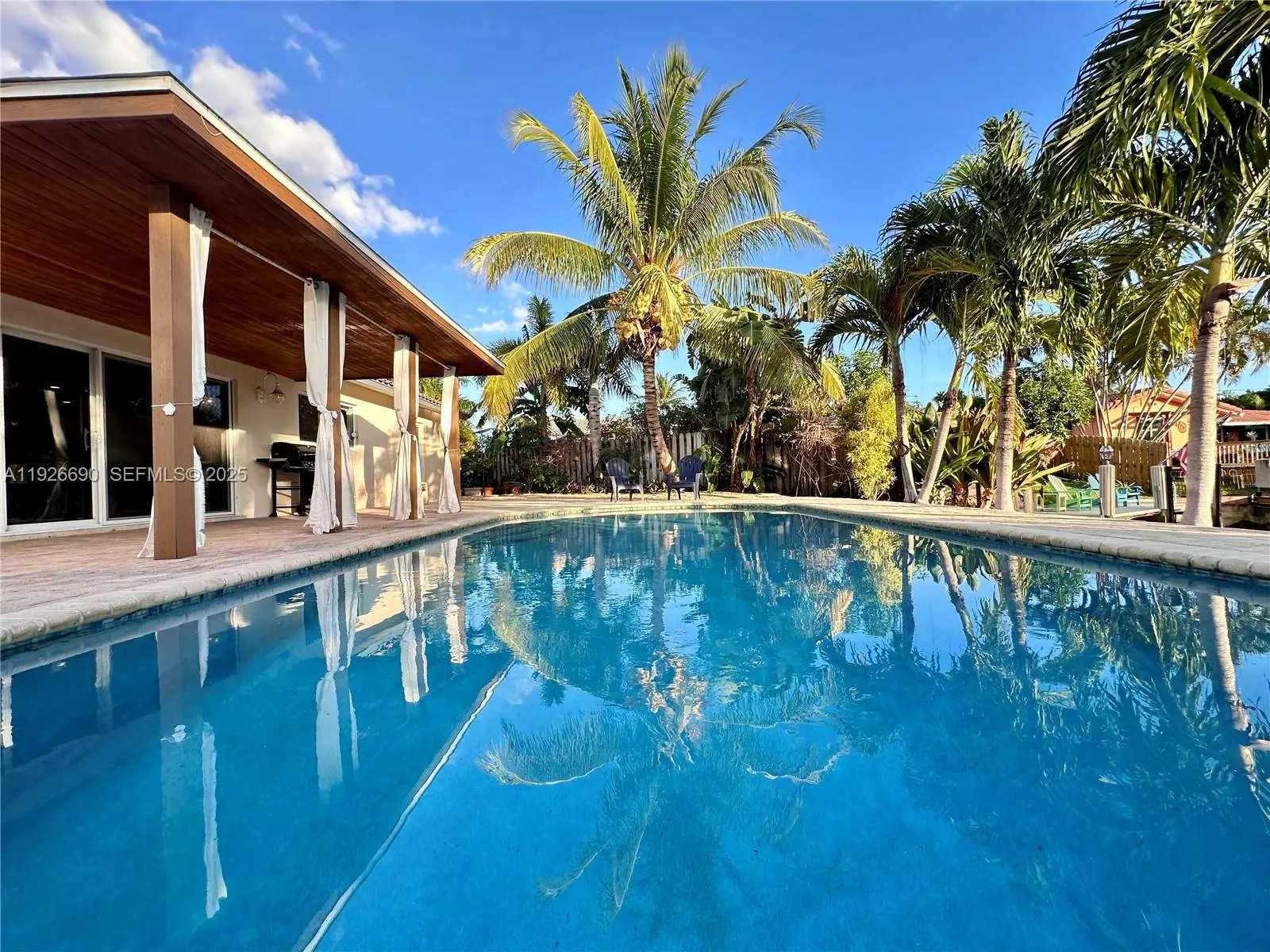 Photo of Listing #A11926690