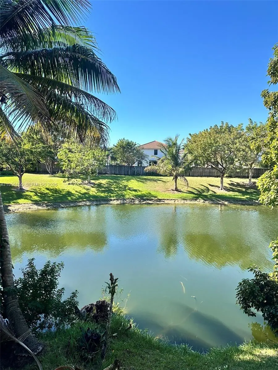 Photo of Listing #A11936155