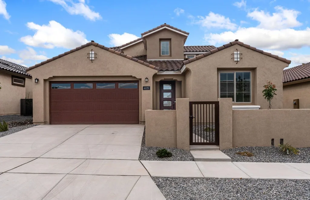 6422 Tolkien Lane Nw, Albuquerque