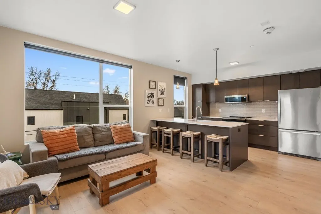 718 W Babcock Street 301, Bozeman