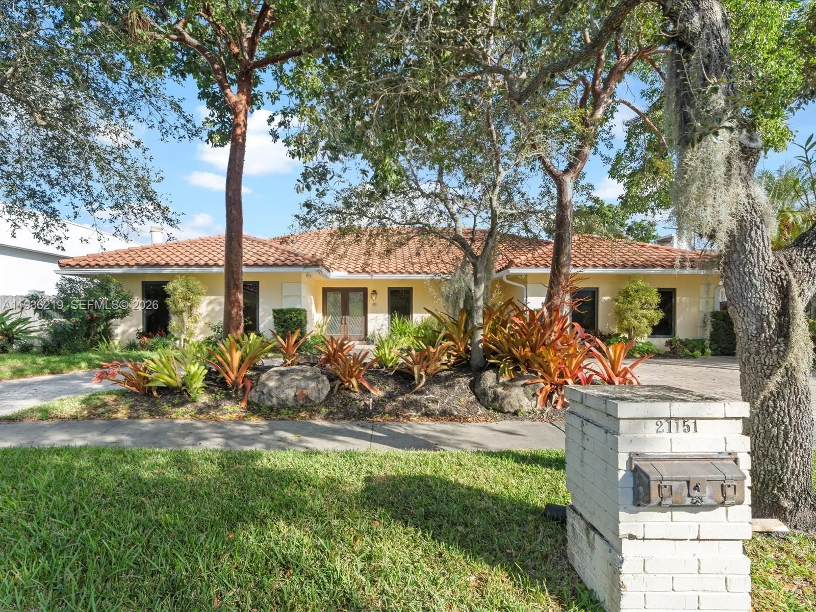 Photo of Listing #A11936219