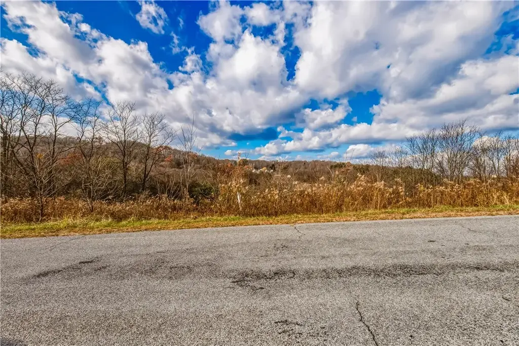 003 Oak Crest Drive, Jenner
