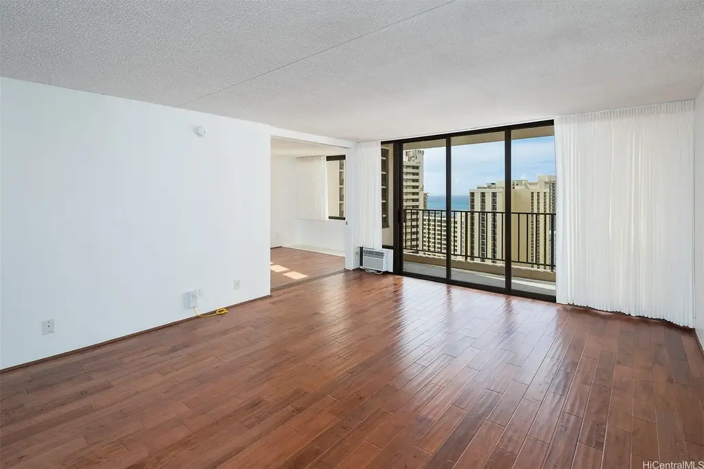 201 Ohua Avenue # T2-2214, Honolulu
