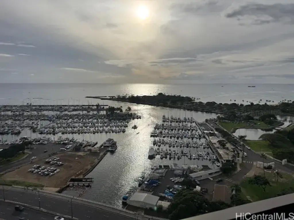 1650 Ala Moana Boulevard # 2807, Honolulu