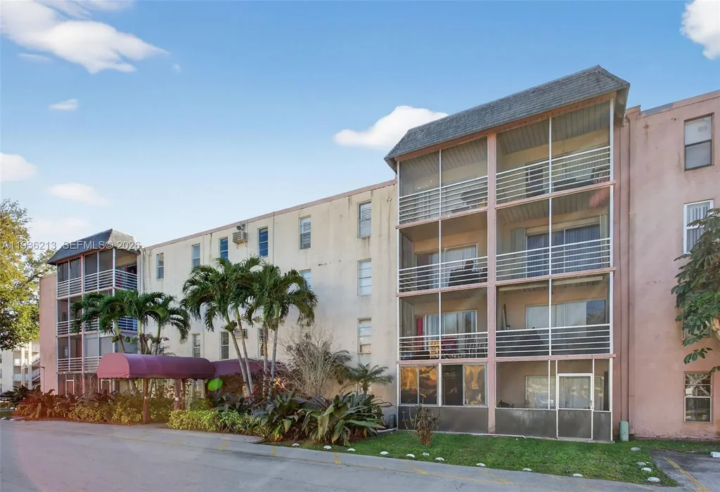 2800 Nw 56th Ave C408, Lauderhill