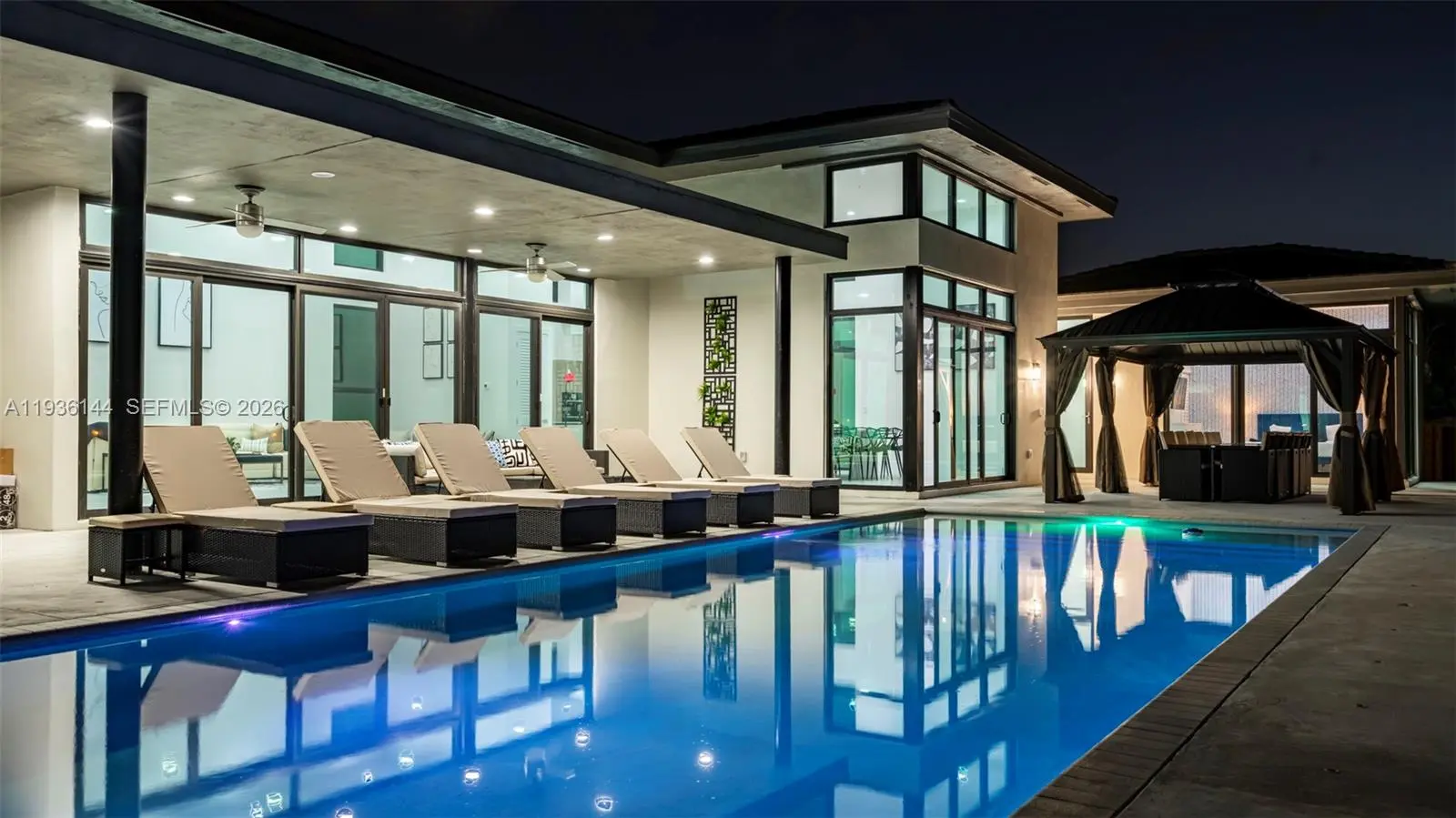 Photo of Listing #A11936144