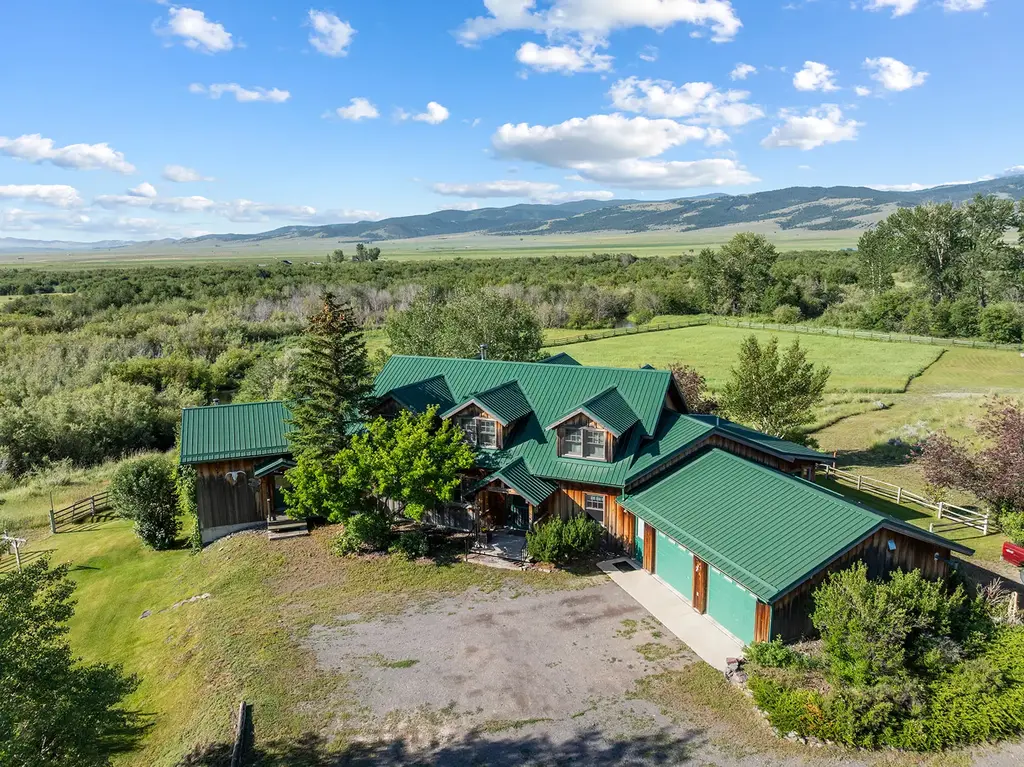 8976 Phantom Spring Lane, Canyon Creek