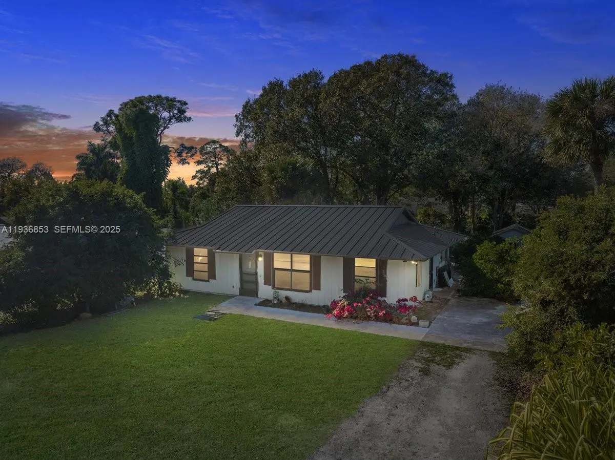 Photo of Listing #A11936853