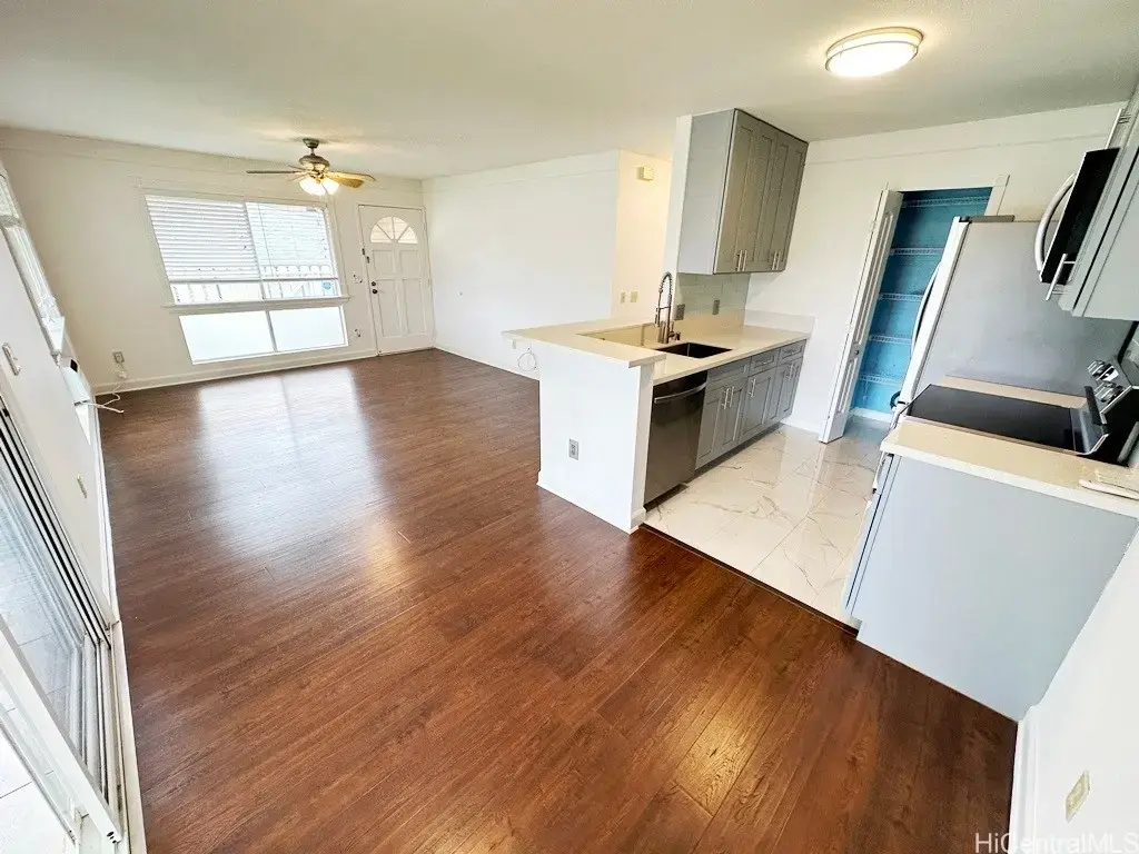 94-638 Lumiaina Street # B101, Waipahu