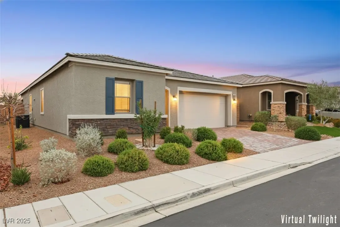 Photo of Listing #2744160