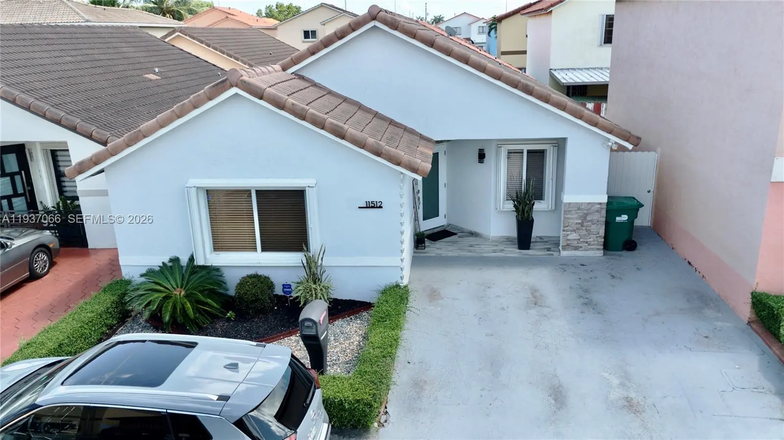 Photo of Listing #A11937066