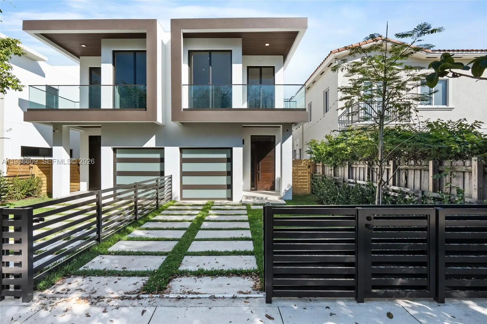 Photo of Listing #A11936609