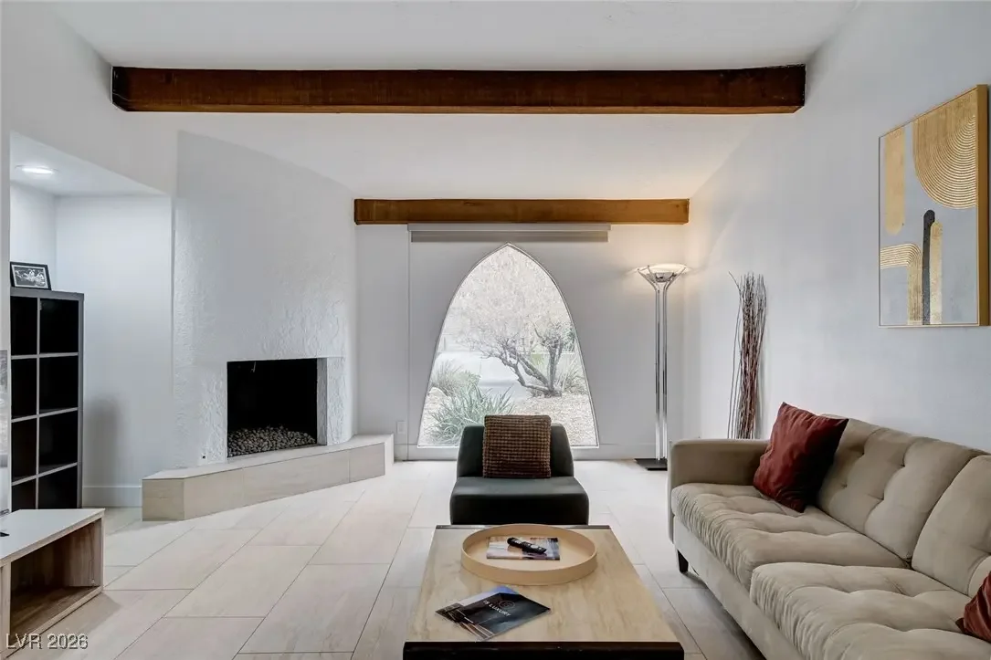 Photo of Listing #2744278