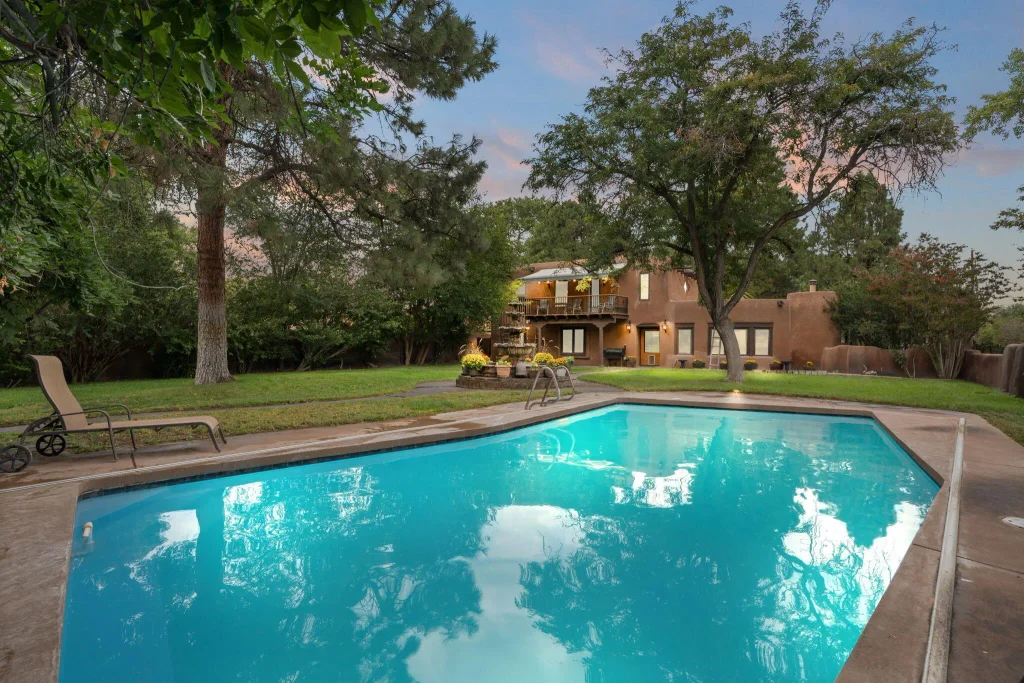 1504 N Lucyle Place Nw, Albuquerque