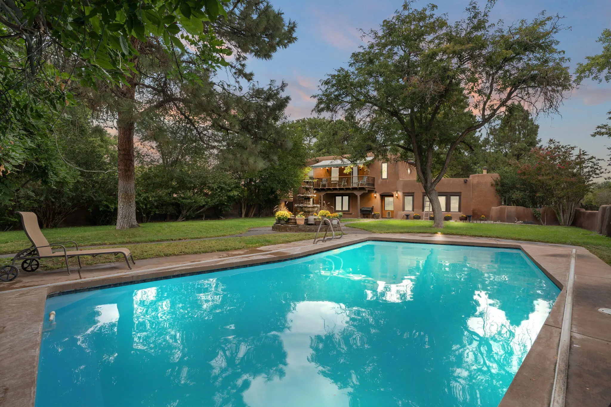 1504 N Lucyle Place Nw, Albuquerque