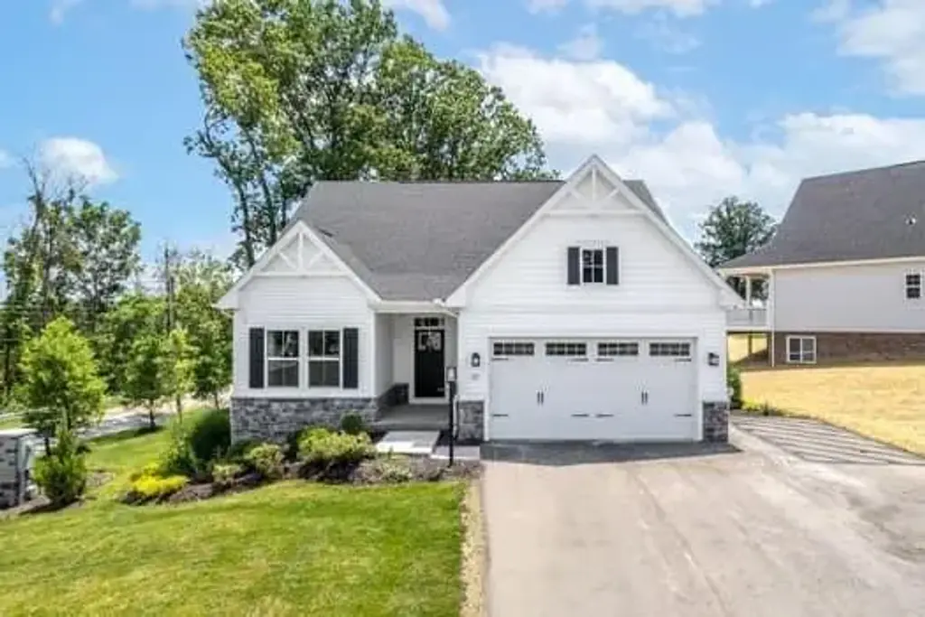 101 Pleasant Grove Court, Pleasant Hills